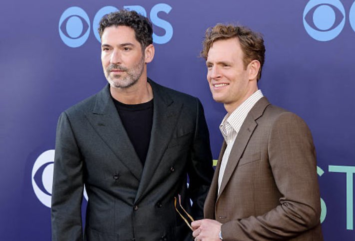 Tom_EllisFans's tweet photo. #tomellis #nickgehlfuss #cbscia @fbicbs @cbstv https://t.co/ImvLrSBSlK