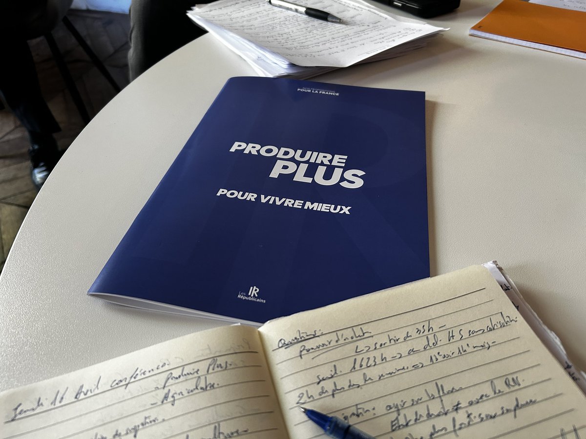labiche_david's tweet image. 📍 Riche échange à La Rochelle avec Julien Chartier sur le projet impulsé par @BrunoRetailleau 🇫🇷
Une méthode de terrain pour bâtir un projet de rupture :
👉 Autorité
👉 Souveraineté
👉 Travail (économie libérée)
Un cap clair au service du pays ! 💪
#LaRochelle #DirectLR #Projet