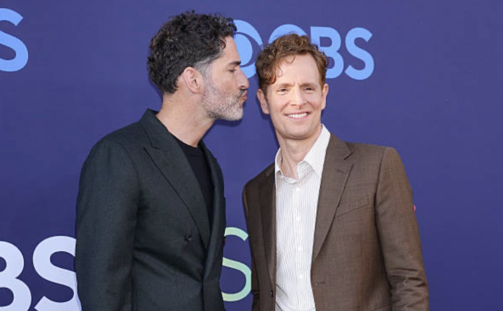 Tom_EllisFans's tweet photo. #tomellis #nickgehlfuss #cbscia @fbicbs @cbstv https://t.co/jDmePa3rqS