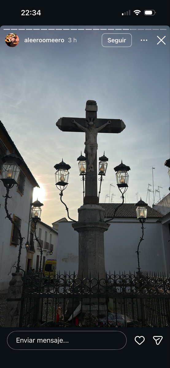 ElFiscaldeTramo's tweet photo. Ojo a esto.

Componentes de @AgrupacionVR hoy visitando al Señor de la Humildad y Paciencia en su iglesia.

En plena incertidumbre… hay movimientos. https://t.co/xer8P2c4pA