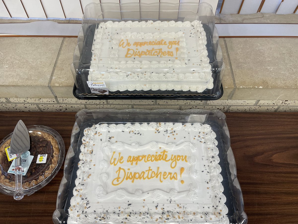 KHPDispatch's tweet photo. Happy dispatch appreciation week! Thank you for all you do ➖💛➖ https://t.co/qoZtZlfKfS