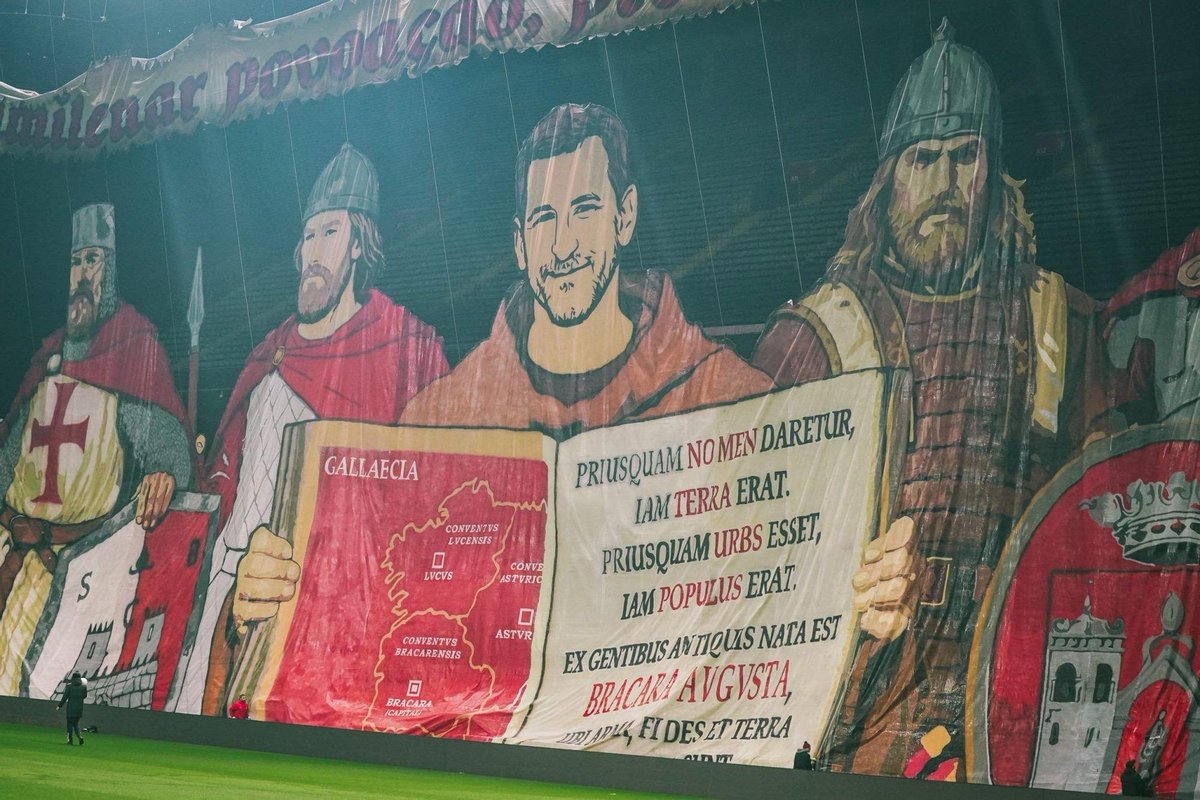 CeltaopinionGL's tweet photo. Eu sei que non debo alegrarme polo gol do Braga porque dá polo cu para a praza extra de Europa. Pero ao mesmo tempo saeme unha sorrisa parva que non sei, sabedes? https://t.co/sj9qFer63u