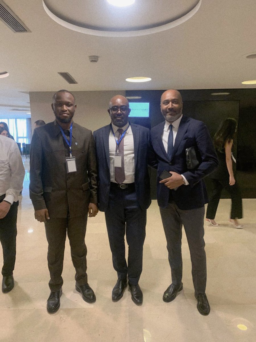 yale seti tweet media