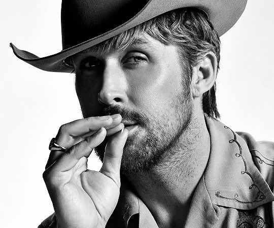 nova ★ tweet media