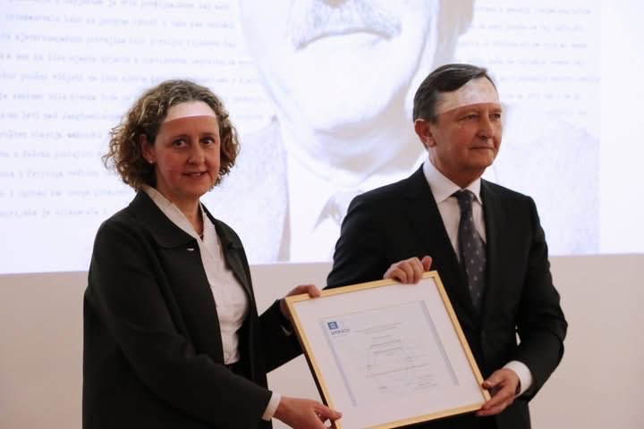 NObuljen's tweet photo. 👏🏻Još jednom zahvaljujem svim nositeljima nominacija i Hrvatskom povjerenstvu za #UNESCO na angažmanu, od pripreme nominacije do onoga najvažnijega, a to je aktivno zalaganje i stručnjaka i zajednice za očuvanje naših kulturnih dobara.
#UnescoWorldHeritage #MemoryoftheWorld https://t.co/BggygFnzWW