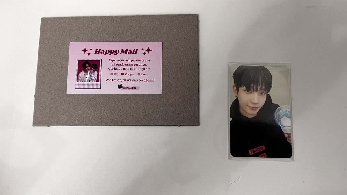 jisgjeo's tweet photo. feedback positivo para @raixszz !!! que me vendeu esse card do jae, por mais que eu não tenha ele como uma coleção fixa, eu fiquei APAIXONADA por esse card, e tenho certeza que comprei com a melhor pessoa, recomendo muito para compras e trocas 😆 https://t.co/ov3lub1M4y