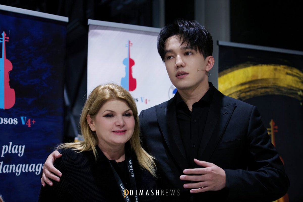 DimashPeru's tweet image. 2️⃣ y de vídeo para la cobertura de este importante evento.

Más información en DimashNews.com (dimashnews.com)

#Dimash #DQ #PlacidoDomingo #Dears #Budapest