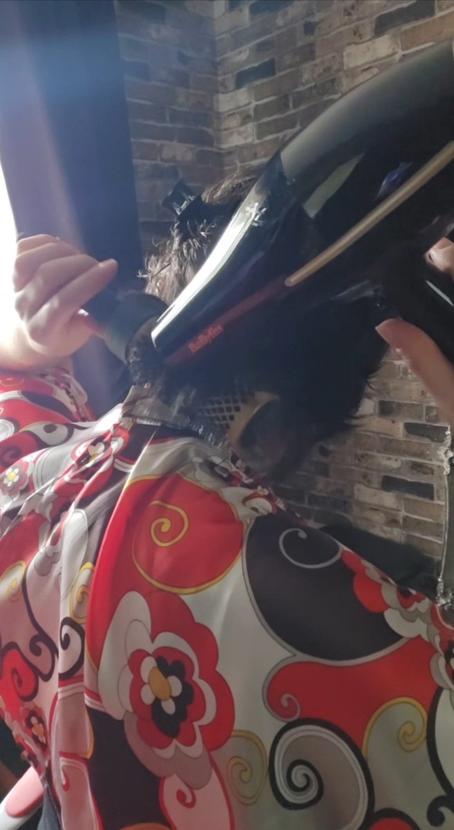 MatureMistressLucy tweet media