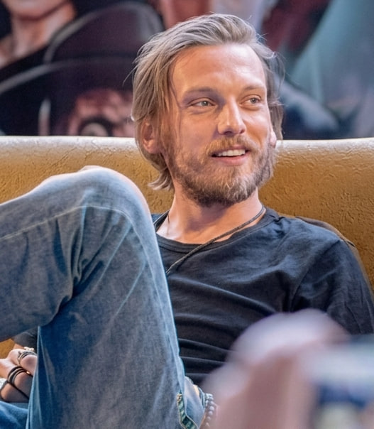 𝖒, 𝚊𝚢𝚍𝚎. tweet media