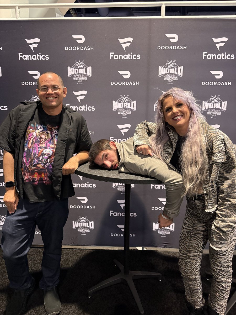 Wrestling Pics & Clips tweet media