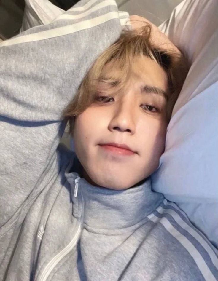 Lor 🍮 tweet media