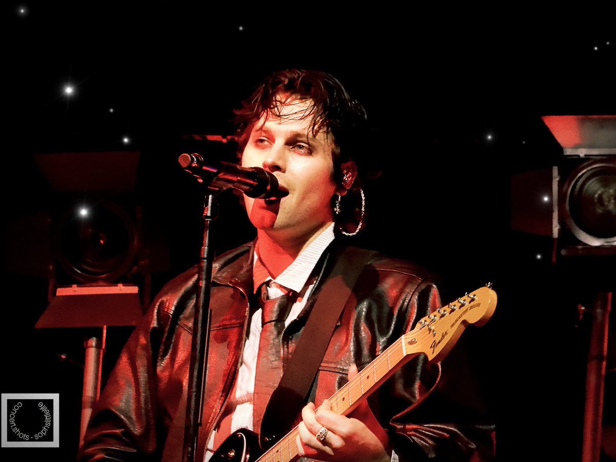 absolutely adore taking photos of Luke Hemmings