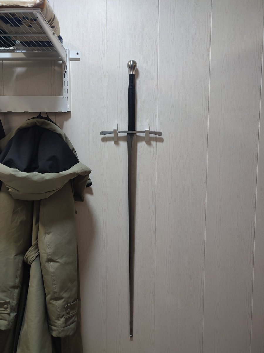 Та, ушастая tweet media