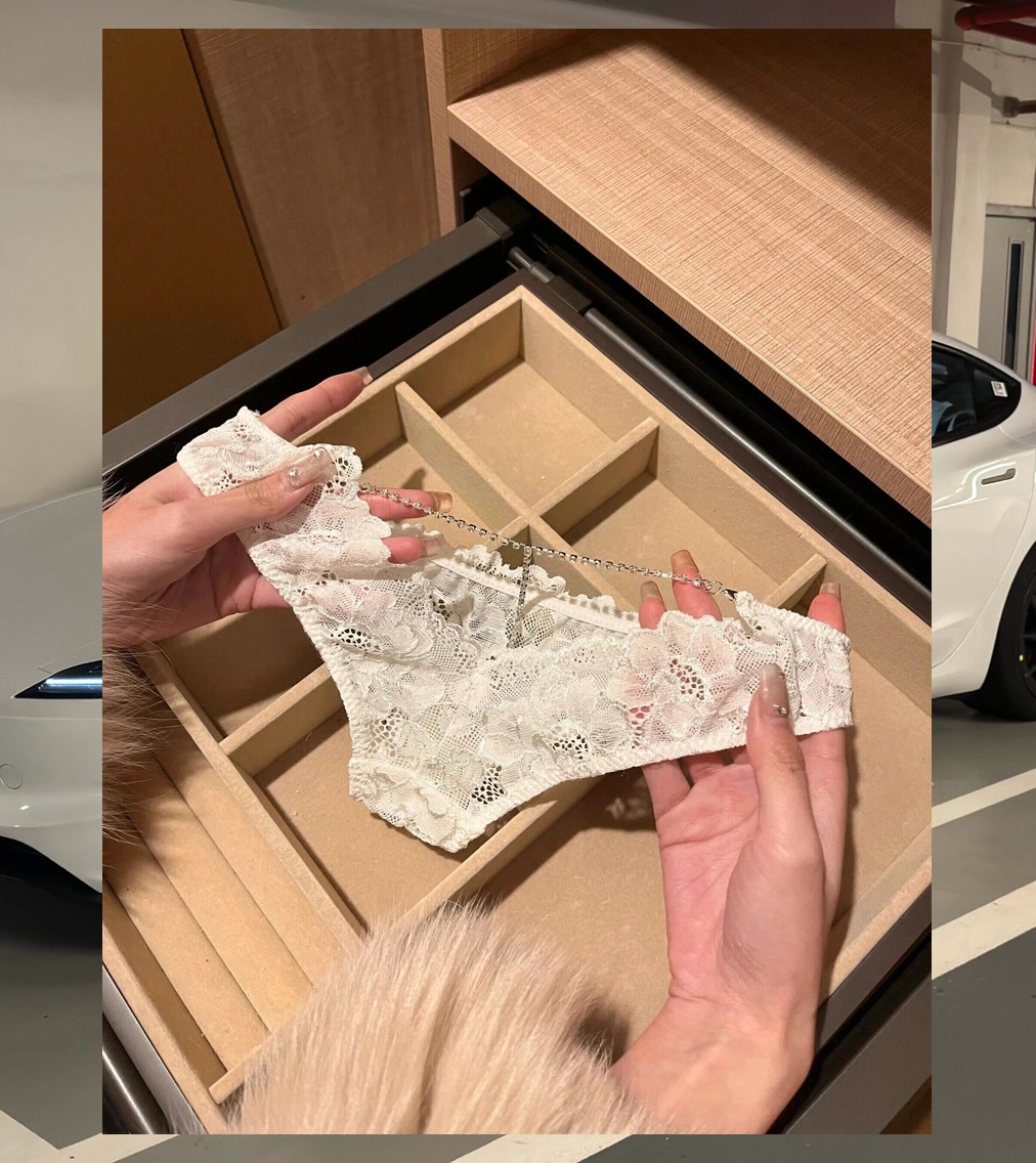 Mike Nelson tweet media