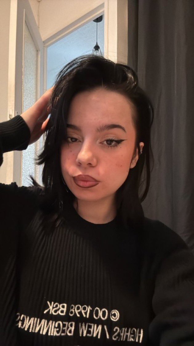 😈Reine Lea👑 tweet media