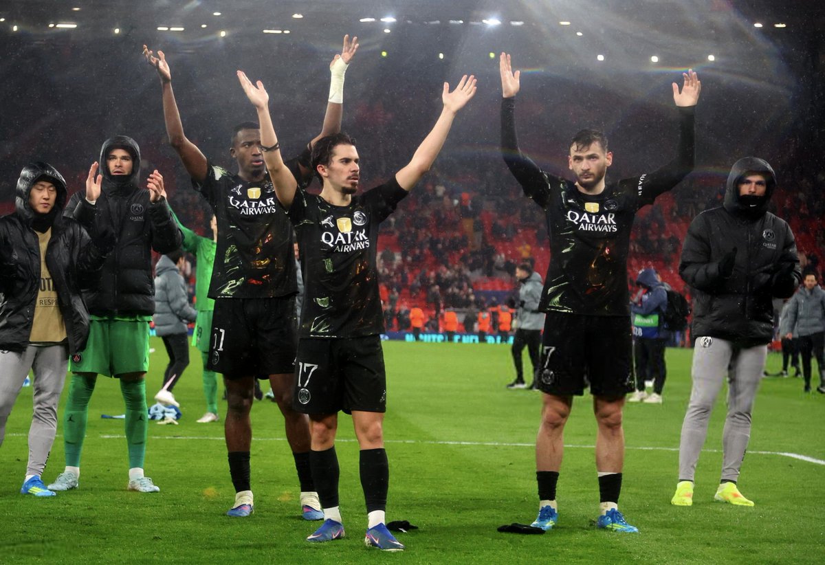 The Touchline | 𝐓 tweet media