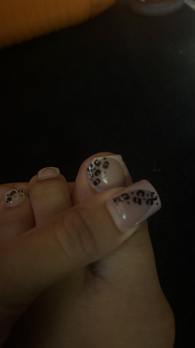 cher1prince22's tweet photo. Toe nail just chipped who’s paying to fix this
#feet #footfetısh #content https://t.co/jSKh96TSvv