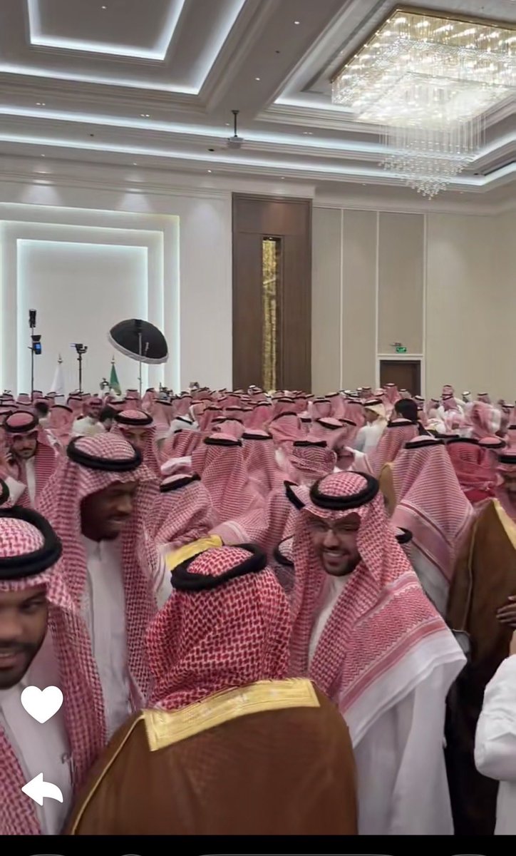 N✨🕊️ tweet media