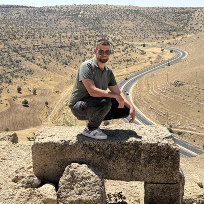 brahimH92581106's tweet photo. #YeniProfilResmi https://t.co/Ds8Iq7lOQG