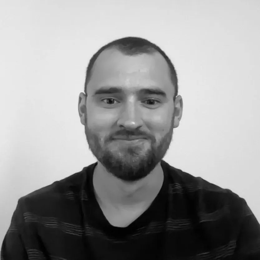 HowlingWings tweet media