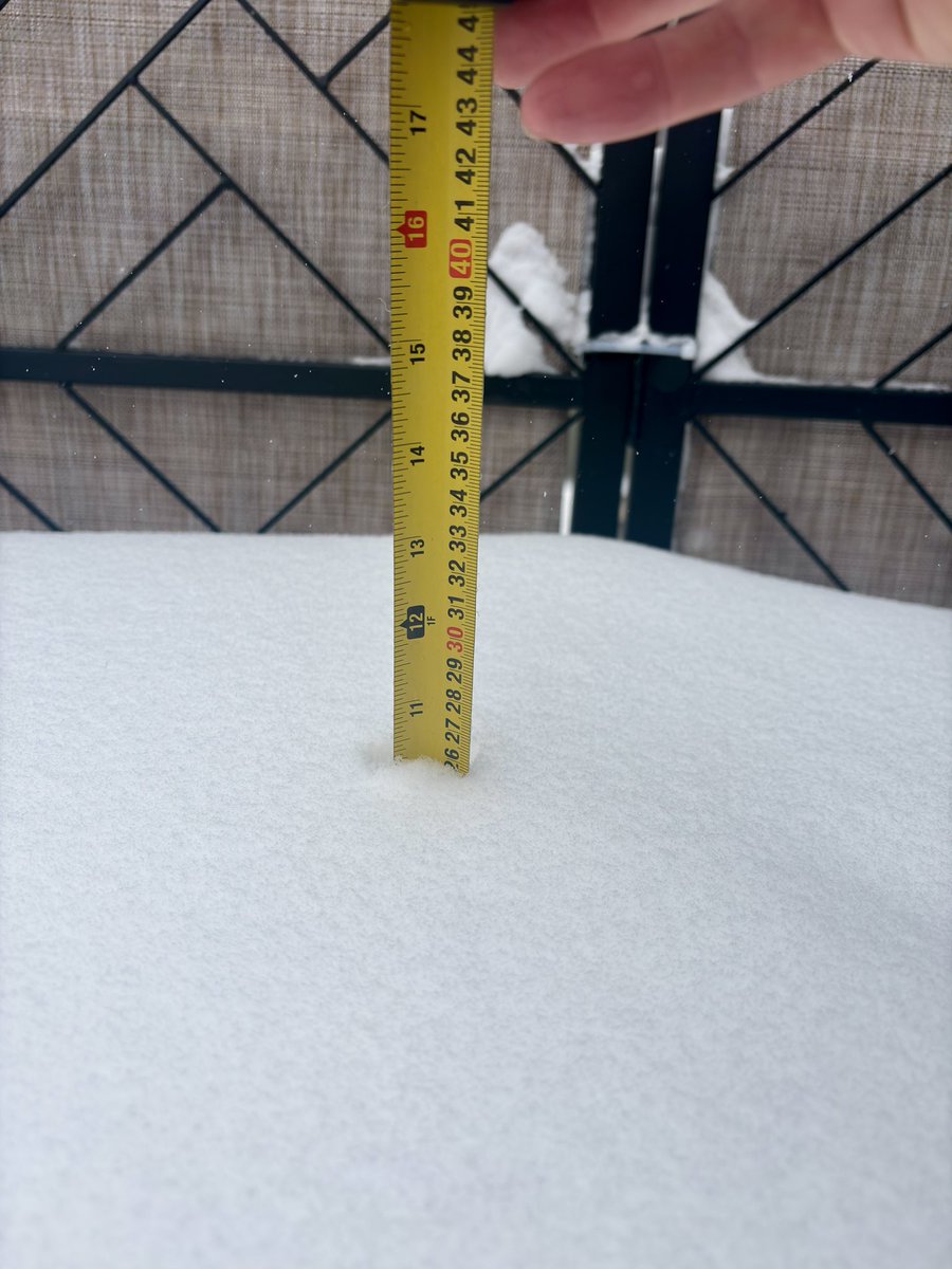 26cms of snow fell in less than 24hrs #springsnow #snow #abstorm #weather #yyc #calgary #alberta #canada
