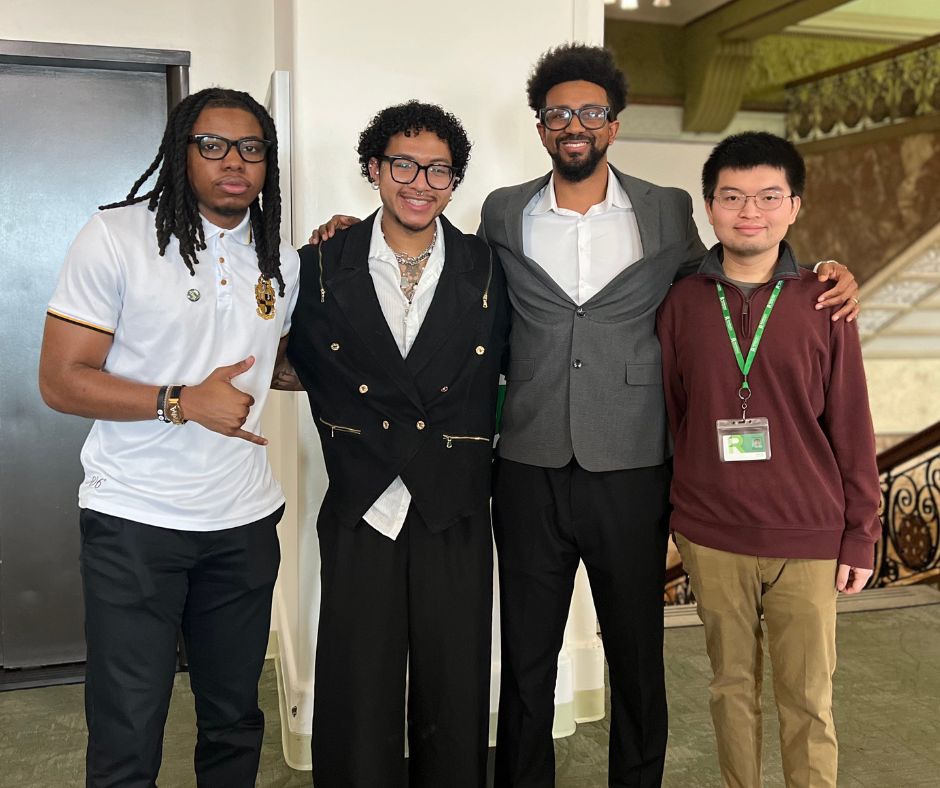 Roosevelt University tweet media