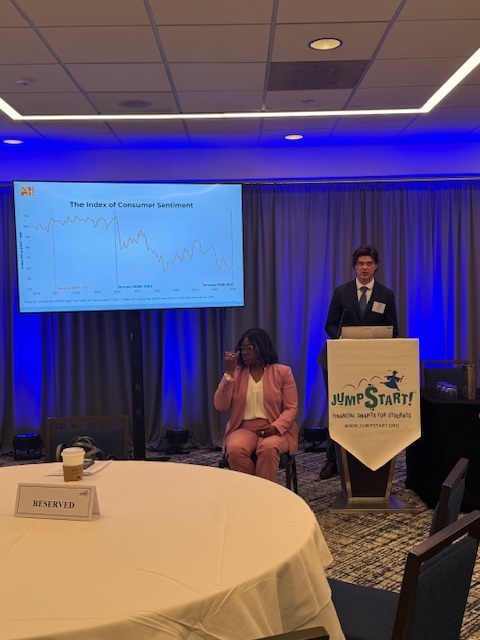 NEFE_ORG's tweet image. Hunter Field and @DrBillyHensley presented "How Growing Anxiety Is Impacting #FinancialLiteracy” at this year's @Jumpstart1995 Annual Partners Meeting. Their presentation explored NEFE’s national #OpinionPolling data on Americans’ heightened anxiety over their #PersonalFinance.