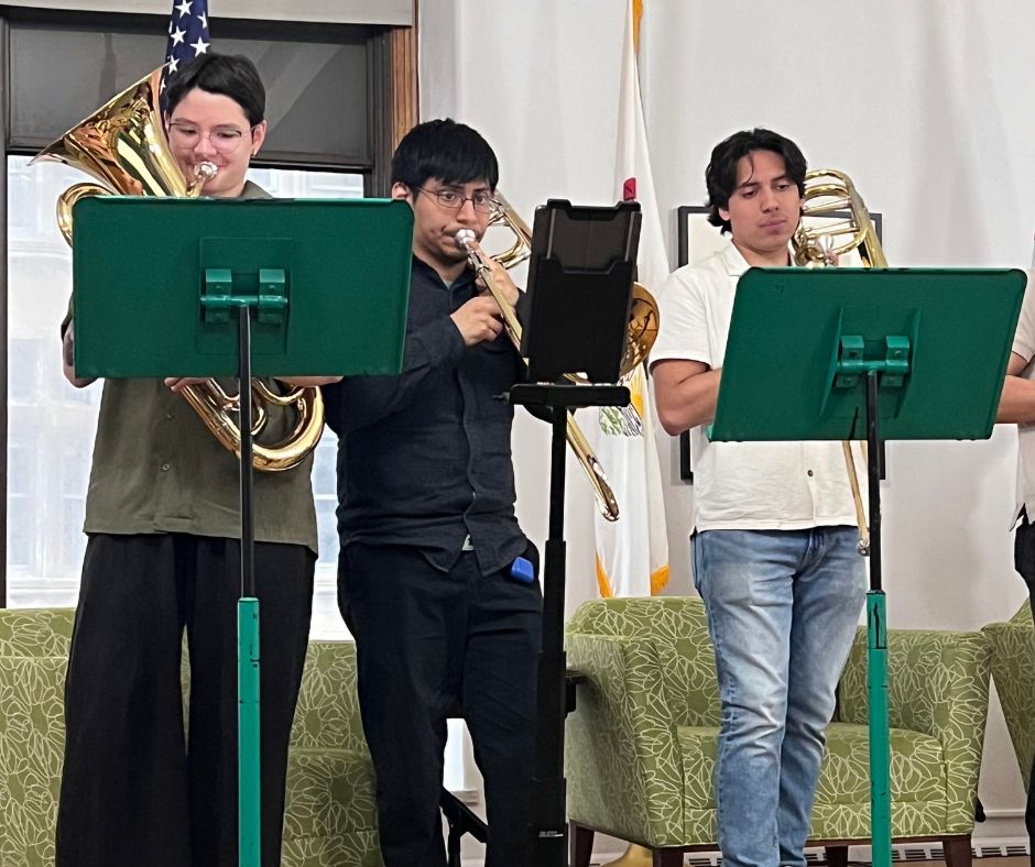 Roosevelt University tweet media