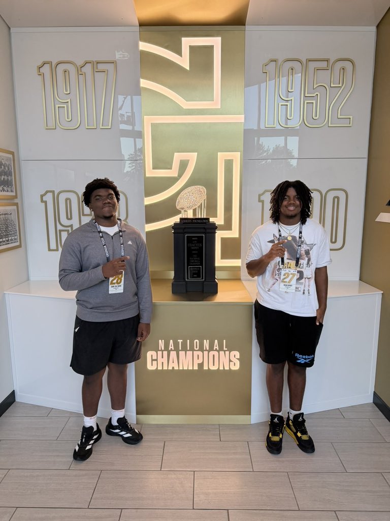 Char-Zale Davis tweet media