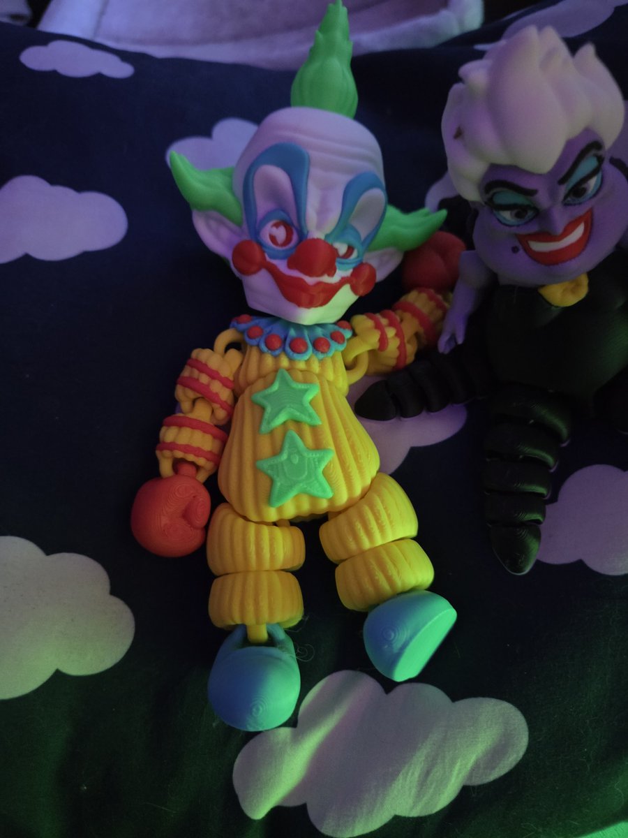 Mary Syfy tweet media