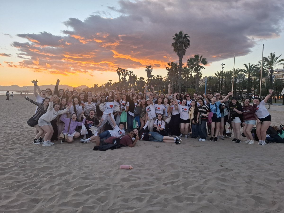 TYColaisteBride's tweet photo. Fantastic couple of days spent with TY's in Barcelona, Tarragona, Monserrat and Salou over the Easter holidays!@Colaistebride https://t.co/6gOVD8gREw