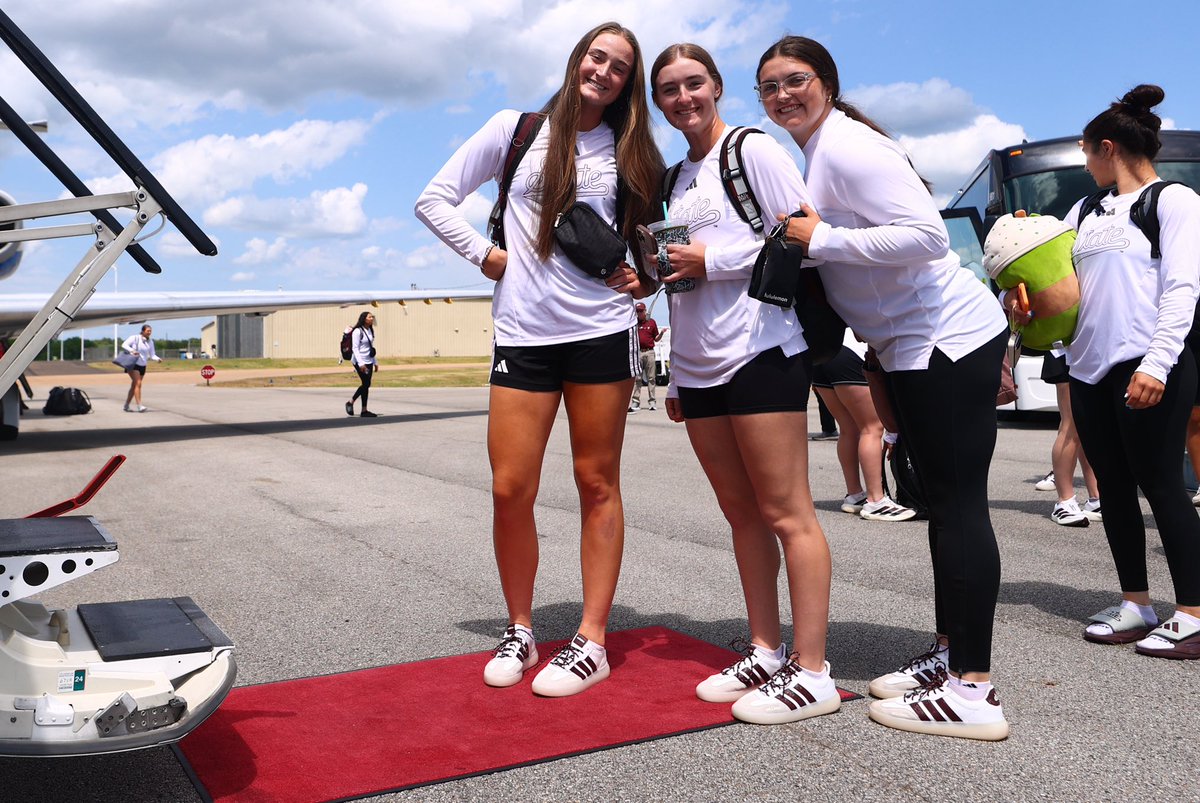HailStateSB's tweet photo. 🛫 MS ➡️ TX 🛬 

#HailState https://t.co/tTbHkq58ny