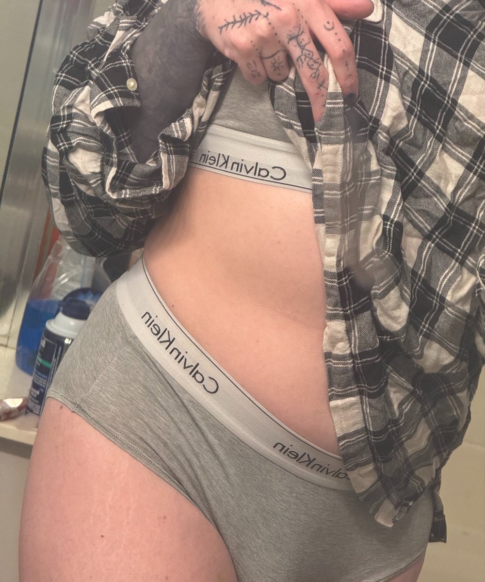 chook 🐓 tweet media