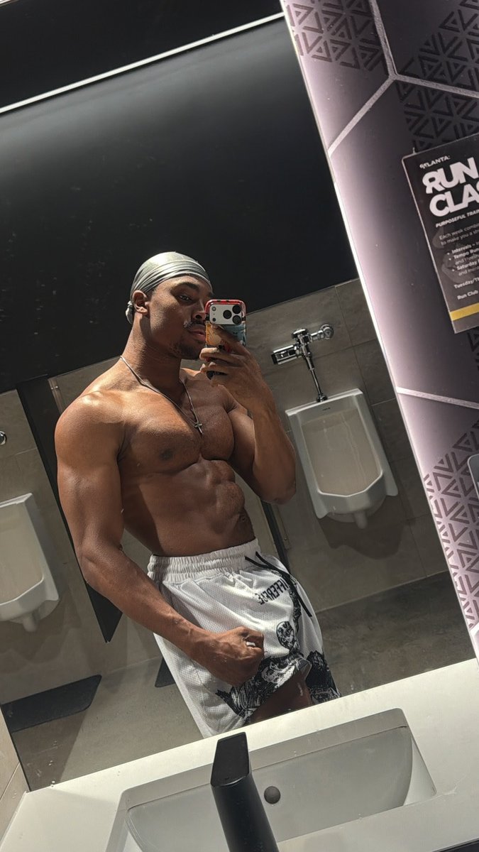 Never under-prepare for a Neon. Never wing a world title qualifier. 

About to put in some insane work today. I got three opponents next weekend and I plan on getting both W's, I want both W's.