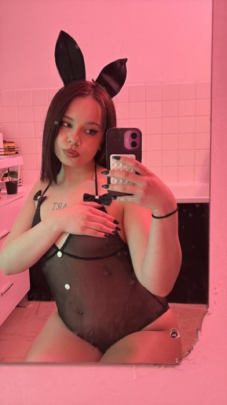 😈Reine Lea👑 tweet media