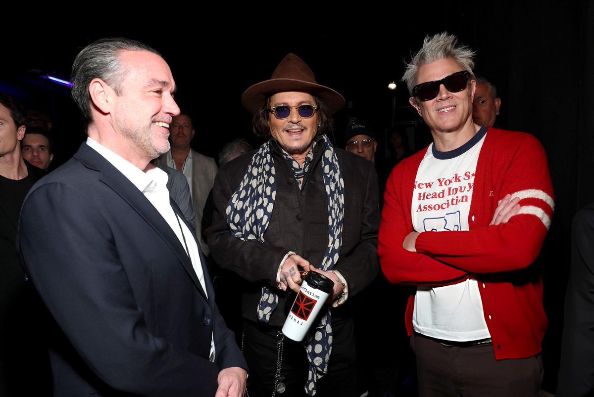 JerrieDepp's tweet photo. New photos of God Dad (#JohnnyDepp), Johnny Knoxville &amp; David Waldman at CinemaCon 2026 at The Colosseum at Caesars Palace in Las Vegas 👀✨

(📸: Monica Schipper/Getty Images for CinemaCon) https://t.co/3EHBpmTpvf
