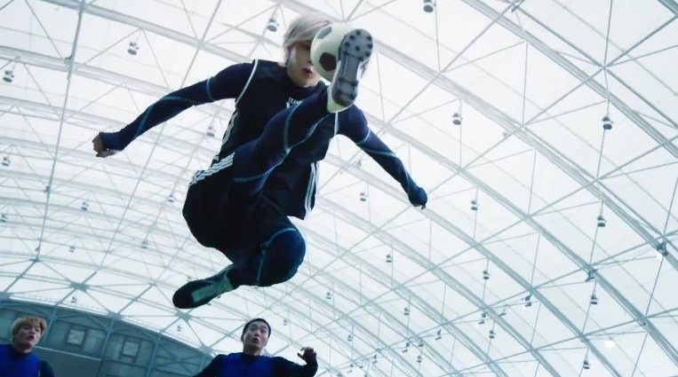 div •_•🜲 tweet media