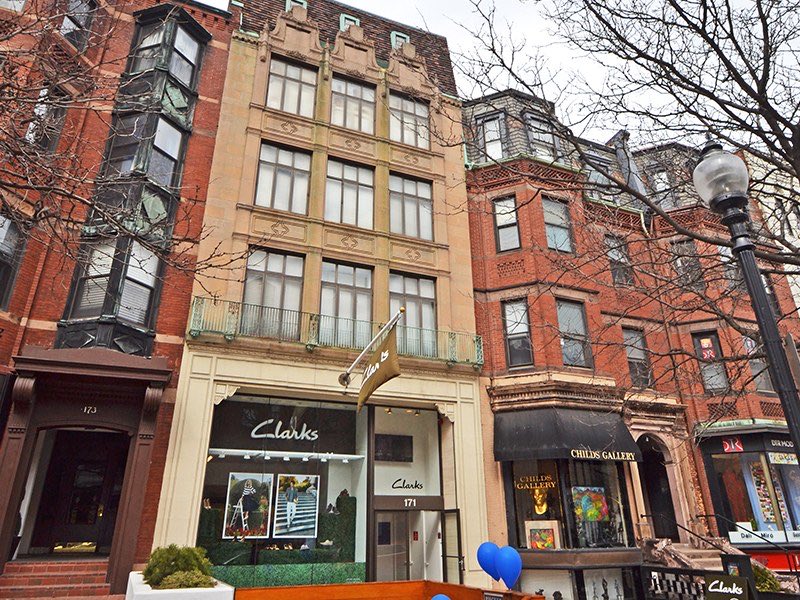 RedDomeRealty's tweet photo. Kudos to our Dave Anderson for repping She She LLC on its recent 1589 SF lease at 171 Newbury Street in Boston’s Back Bay. The Landlord was repped by @Newmark. 

https://t.co/a9JrQhPKQE https://t.co/heXomLnhW9