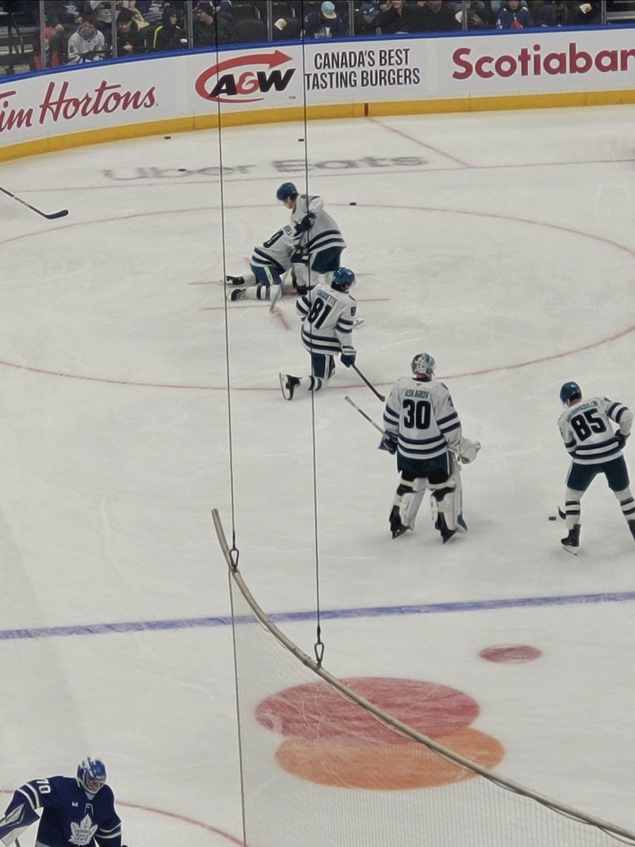 mikeybrini's tweet image. (making this pre-sharks last game since #busy)
no matter how the game ends up (a loss or win), i just want to say thank you to all the lovely people i met throughout the course of the season!
you all have been such lovely people and i cannot wait for what next season has instore!