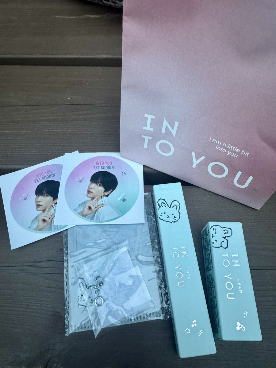 𝑨𝒖𝒃𝒆 tweet media