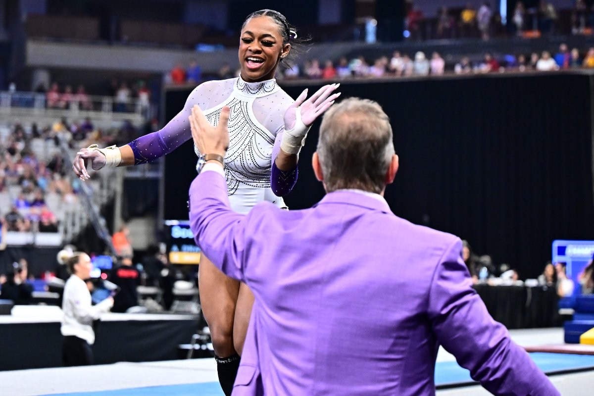 LSU Gymnastics tweet media