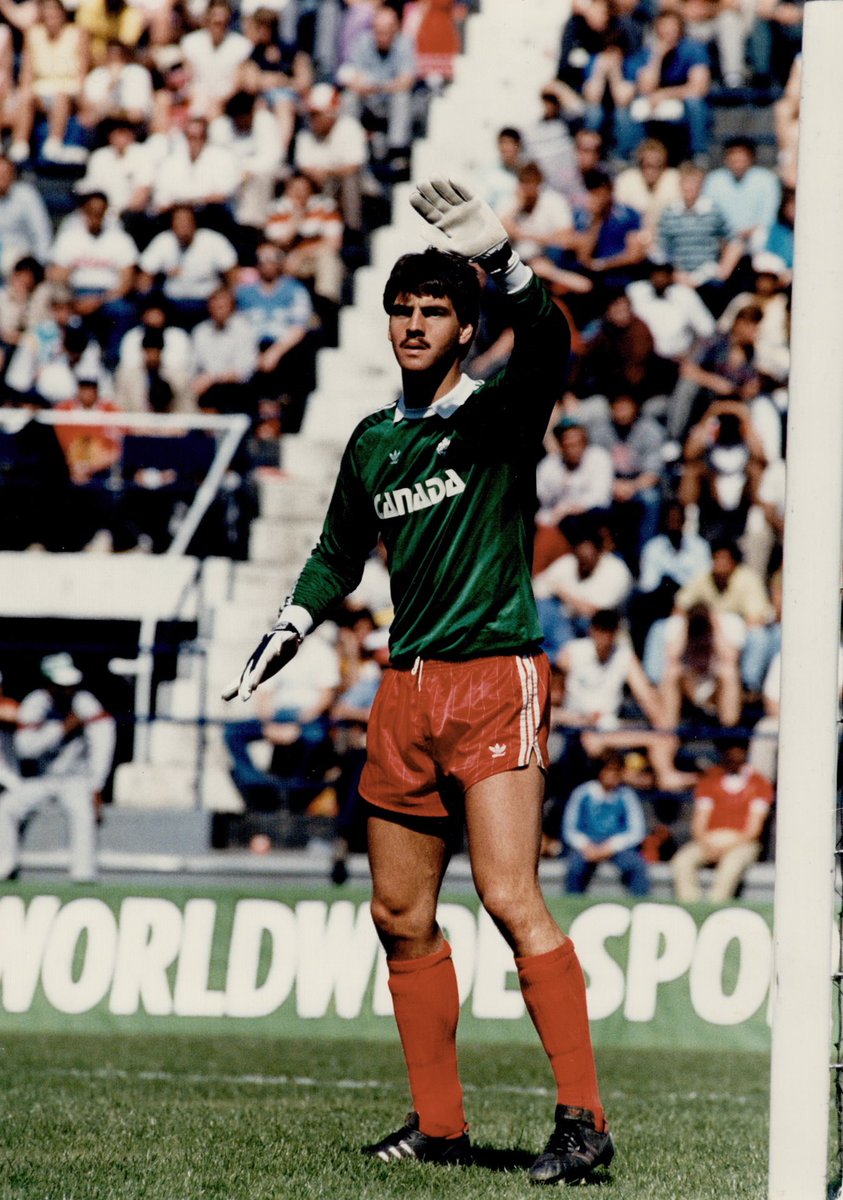 Mexico86HQ's tweet photo. Paul Dolan 🇨🇦
Born: 16.4.66

One of the youngest goalkeepers to play in a World Cup finals match when he started against France in Mexico, Dolie The Goalie is 60 today. https://t.co/Jf6KEJ853U