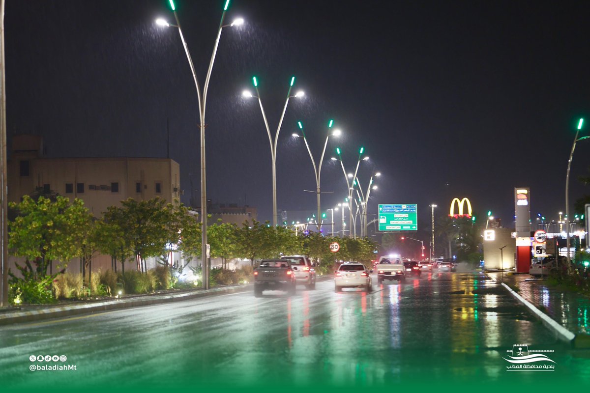 baladiahMt's tweet photo. 🌧️ #المذنب و المطر ..
حكاية جمال لا تُروى بل تُعاش .. https://t.co/i76inwzhs0