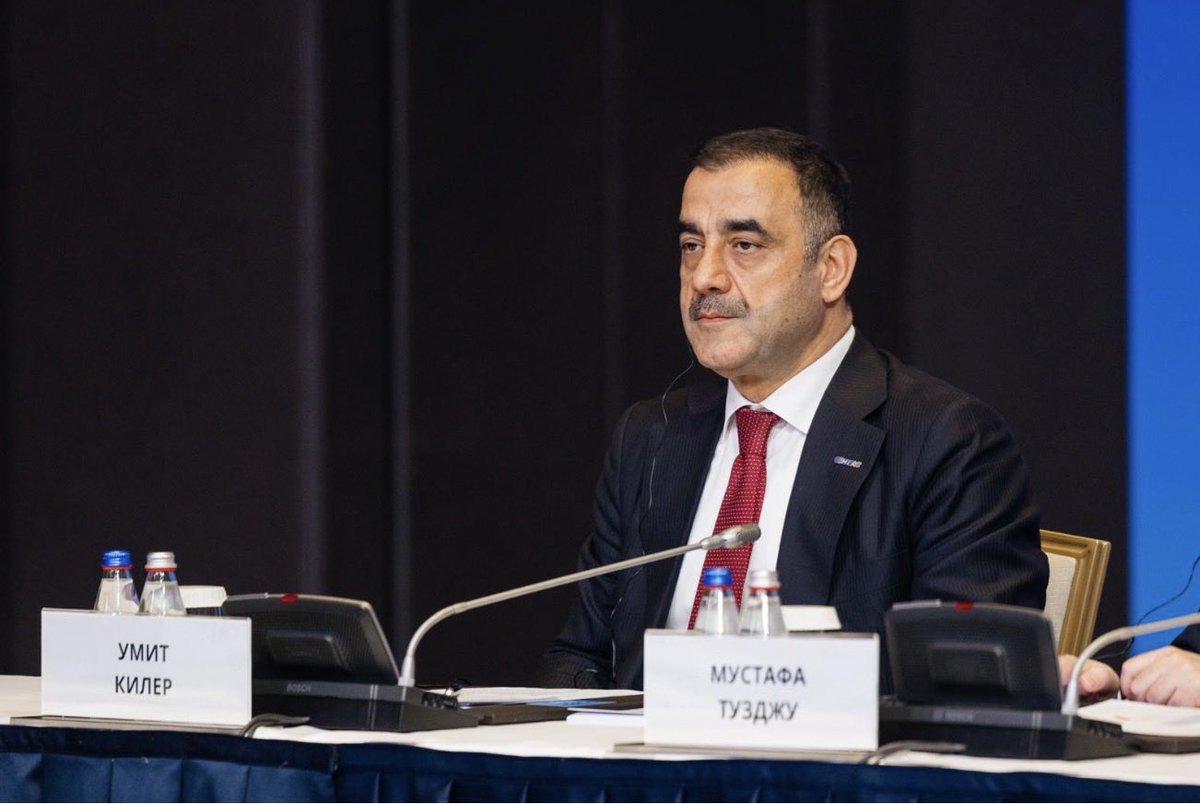 UmitKiler's tweet photo. Cumhurbaşkanı yardımcımız sn.Cevdet Yılmaz ve Kazakistan Başbakanı Oljas Bektenov başkanlığındaki yuvarlak masa toplantısı, Türkiye ile Kazakistan arasındaki stratejik iş birliğini güçlendiren önemli bir buluşma oldu. https://t.co/rx2bmt1Tnm