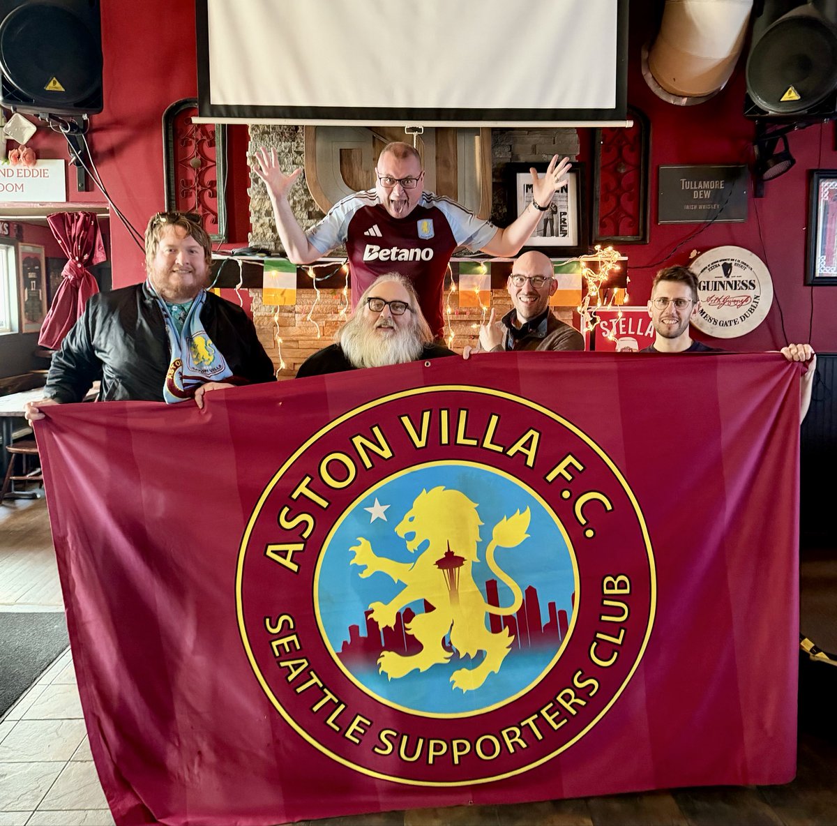 AVSCSeattleLion's tweet image. To the semis we come!!! UTV #uel #avfc