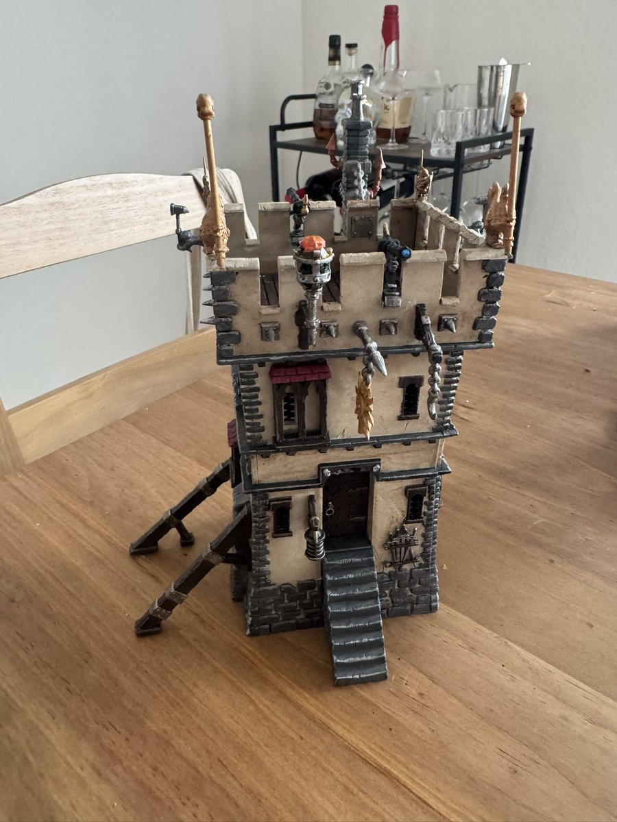 geraldo_minis's tweet photo. Watchtower of the Empire https://t.co/JqZxMfDE8g