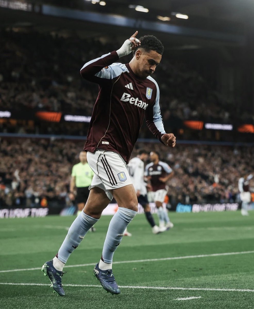 Minuto90IT's tweet photo. @AVFCOfficial travolge il @Bolognafc1909 con un complessivo 7-1 e finisce ai Quarti il sogno Europa League dei rossoblu.

#astonvilla #bologna #europaleague #quartidifinale https://t.co/aXwdCwMWzw