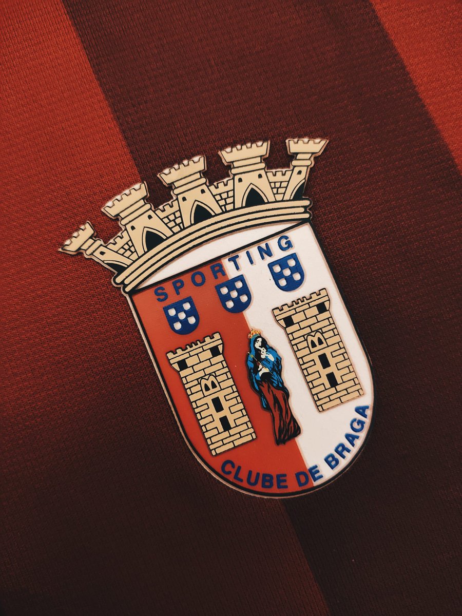 -Visten de rojiblanco
-Le remontan un 2-0 al Betis en su campo, les meten 4 chicharros y los mandan a la venta del nabo
-Silencian por completo la Cartuja y ponen a llorar a todos los béticos

HONOR Y GLORIA AL SPORTING CLUBE DE BRAGA, EL ORGULLO DE PORTUGAL