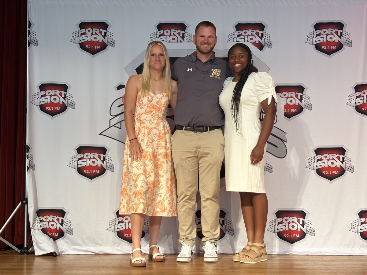 beauregard_hs's tweet image. Congratulations to Kamryn and Lindsey for being recognized at the 11th Annual Sports Visions Athlete of the Year award luncheon in Columbus today. Way to Go!
#athletesoftheyear
#alwaysahornet