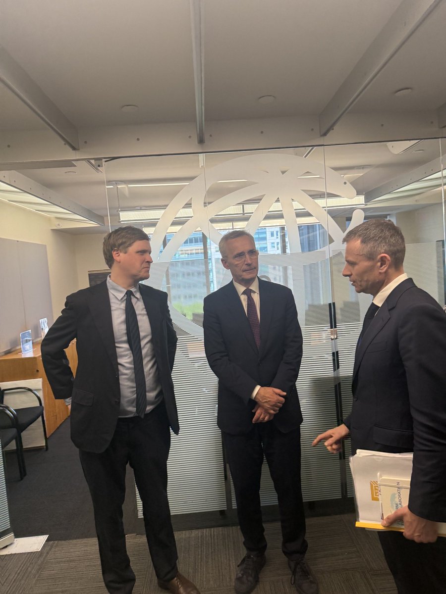 AsmundAukrust's tweet photo. Devastating updates from the frontlines by @ua_minfin Ukraine has Norway’s unwavering support in their fight against the illegal Russian aggression. In our meeting today we discussed needs going forward and how Norway can best support https://t.co/GX14HUzjtF